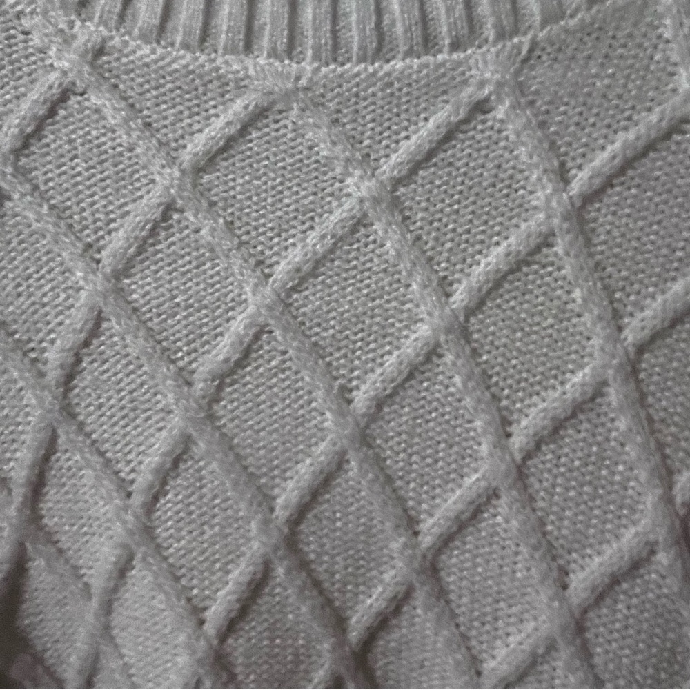 CeCe Sweater - Picture 5 of 8